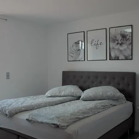 Apartament Deluxe Graben-Neudorf