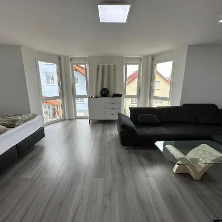 Deluxe Apartment *